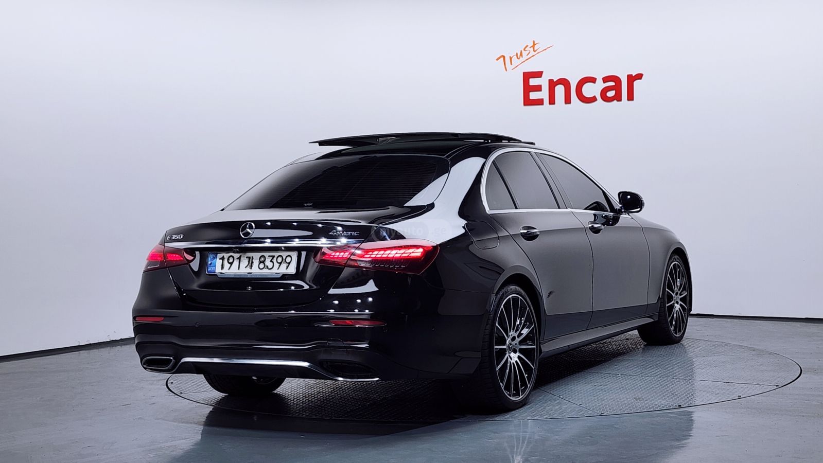 Mercedes-Benz E 350 2021 — photo 2