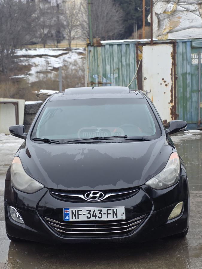 Hyundai Elantra