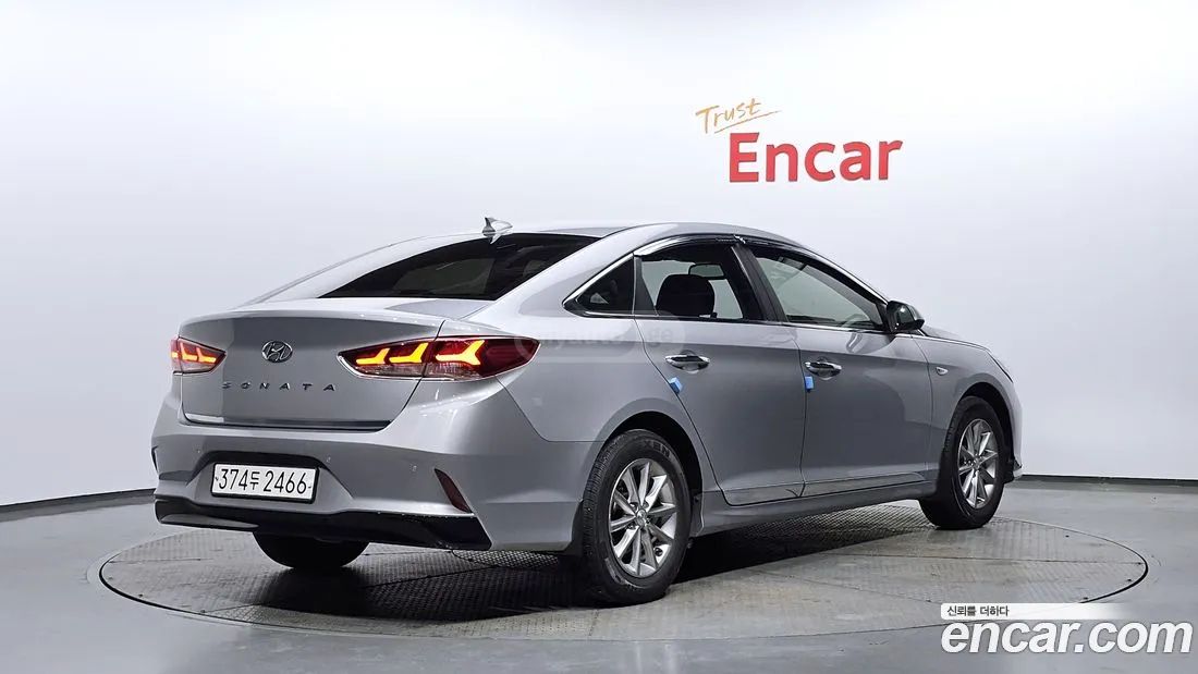 Hyundai Sonata 2023 — photo 2