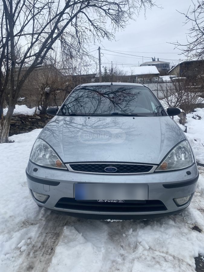 Ford Focus 2001 — photo 2