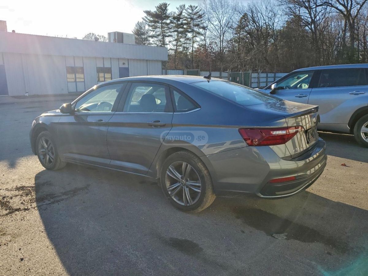 Volkswagen Jetta 2024 — photo 2