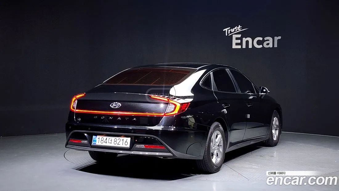 Hyundai Sonata 2022 — photo 2