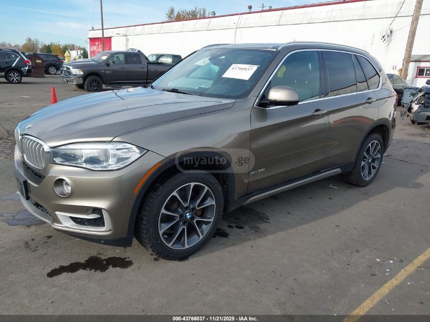 BMW X5 2018 — photo 2