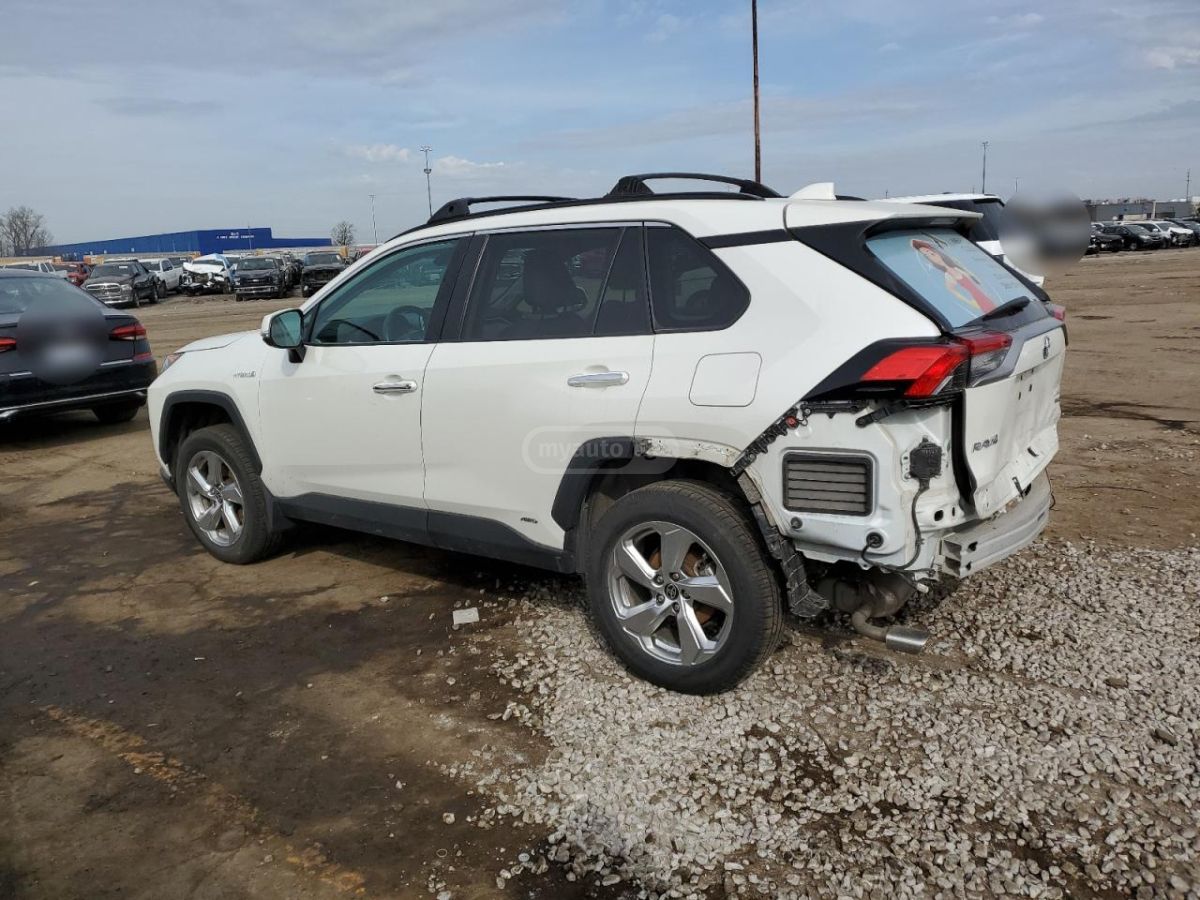 Toyota RAV4 2021 — photo 2