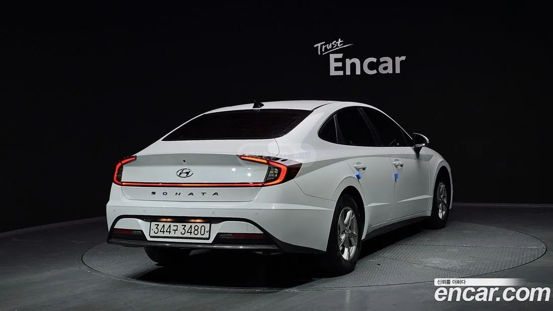 Hyundai Sonata 2022 — photo 2