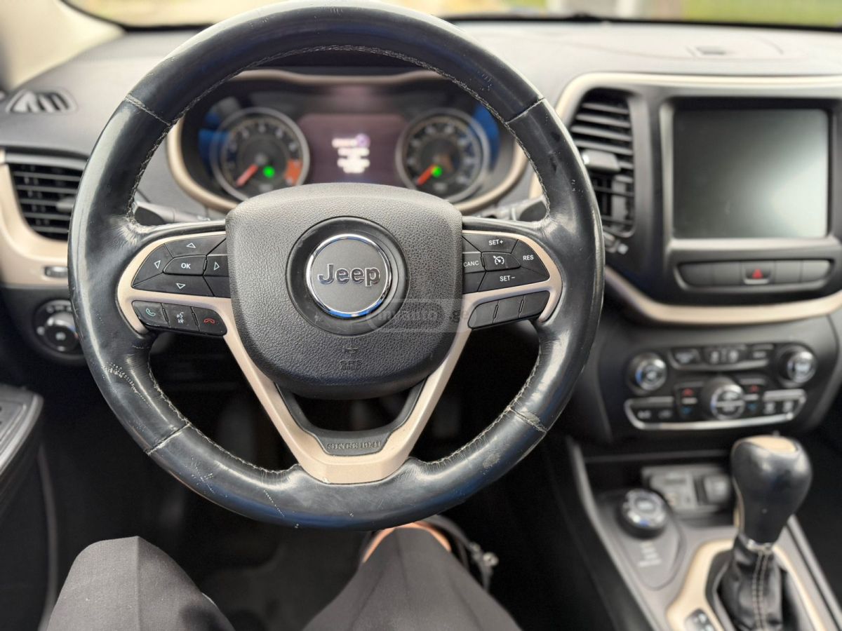 Jeep Cherokee 2015 — photo 2