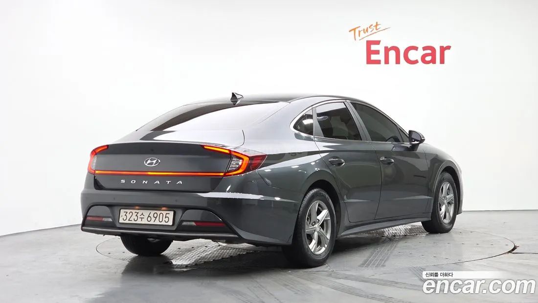 Hyundai Sonata 2022 — photo 2