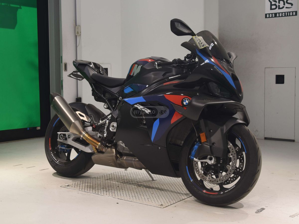 BMW M 1000 RR