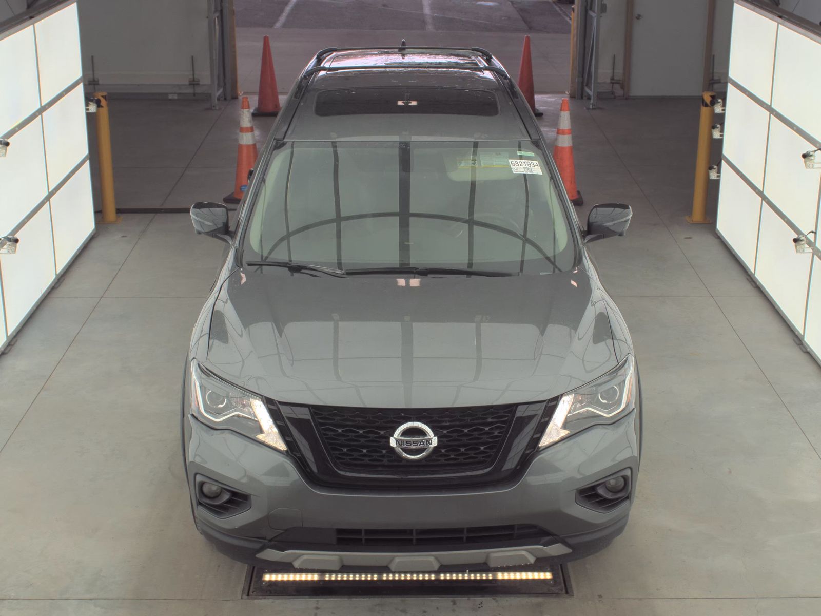 Nissan Pathfinder 2020 — photo 2