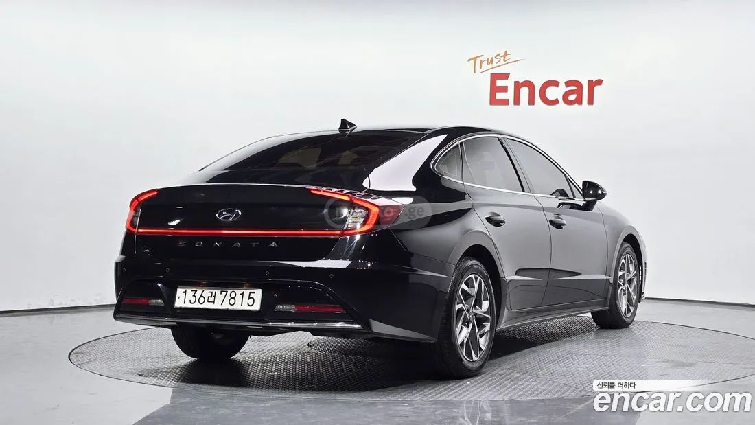 Hyundai Sonata 2022 — photo 2