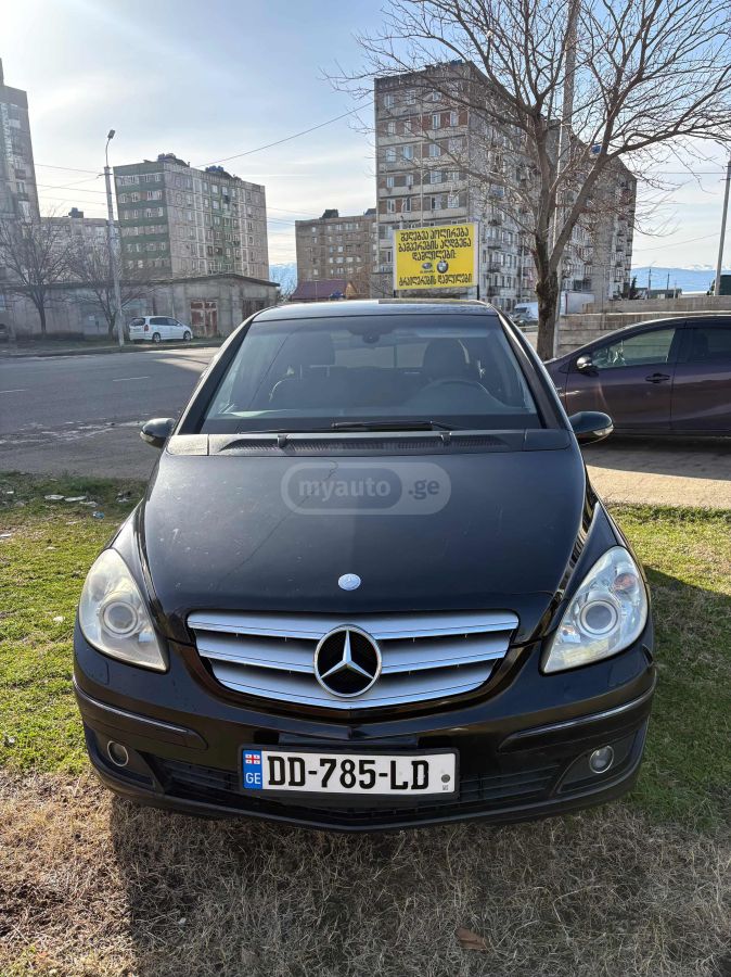 Mercedes-Benz B 170 2007 — photo 2