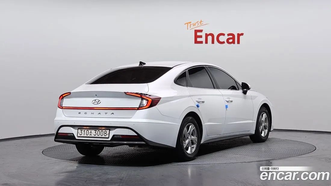 Hyundai Sonata 2022 — photo 2