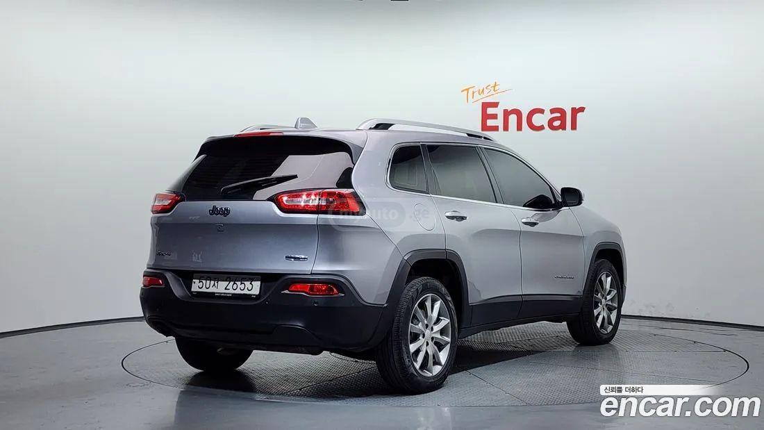 Jeep Cherokee 2018 — photo 2