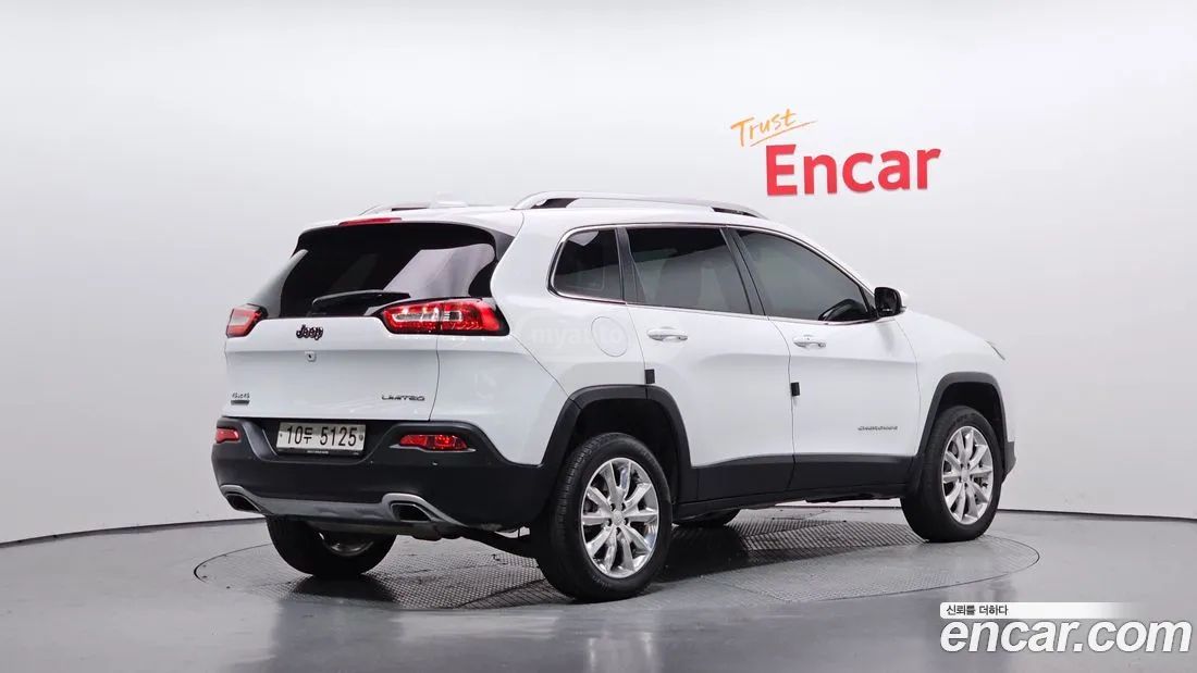 Jeep Cherokee 2017 — photo 2