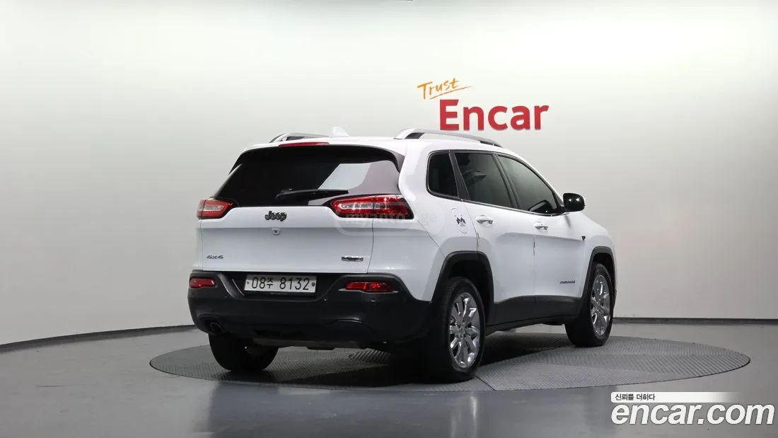 Jeep Cherokee 2017 — photo 2