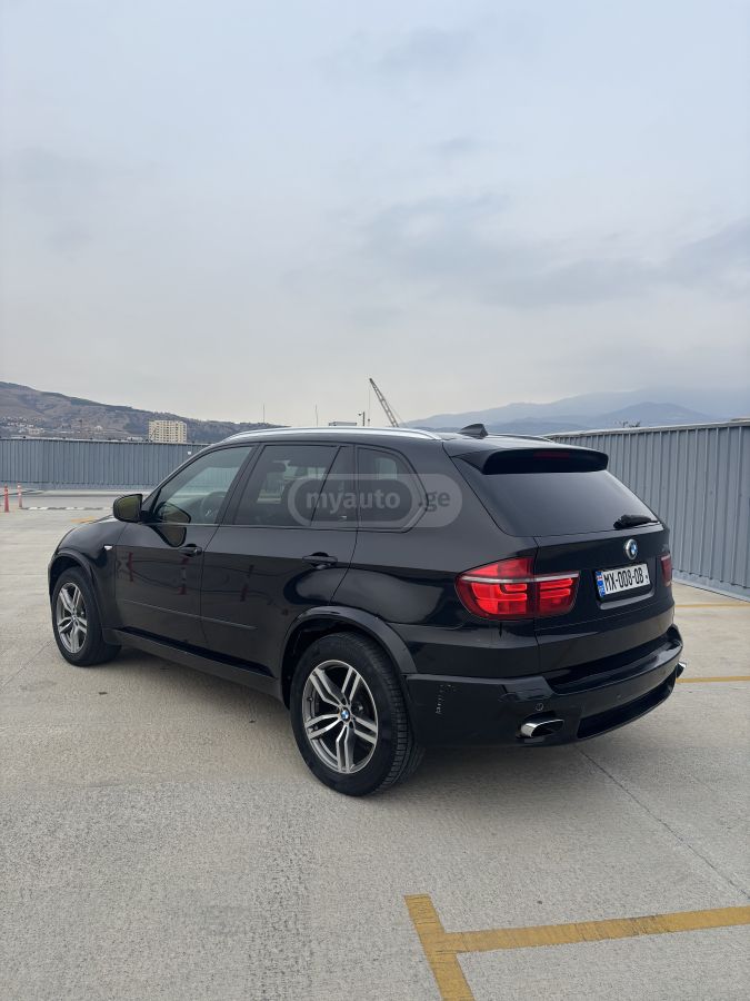 BMW X5 2008 — photo 2