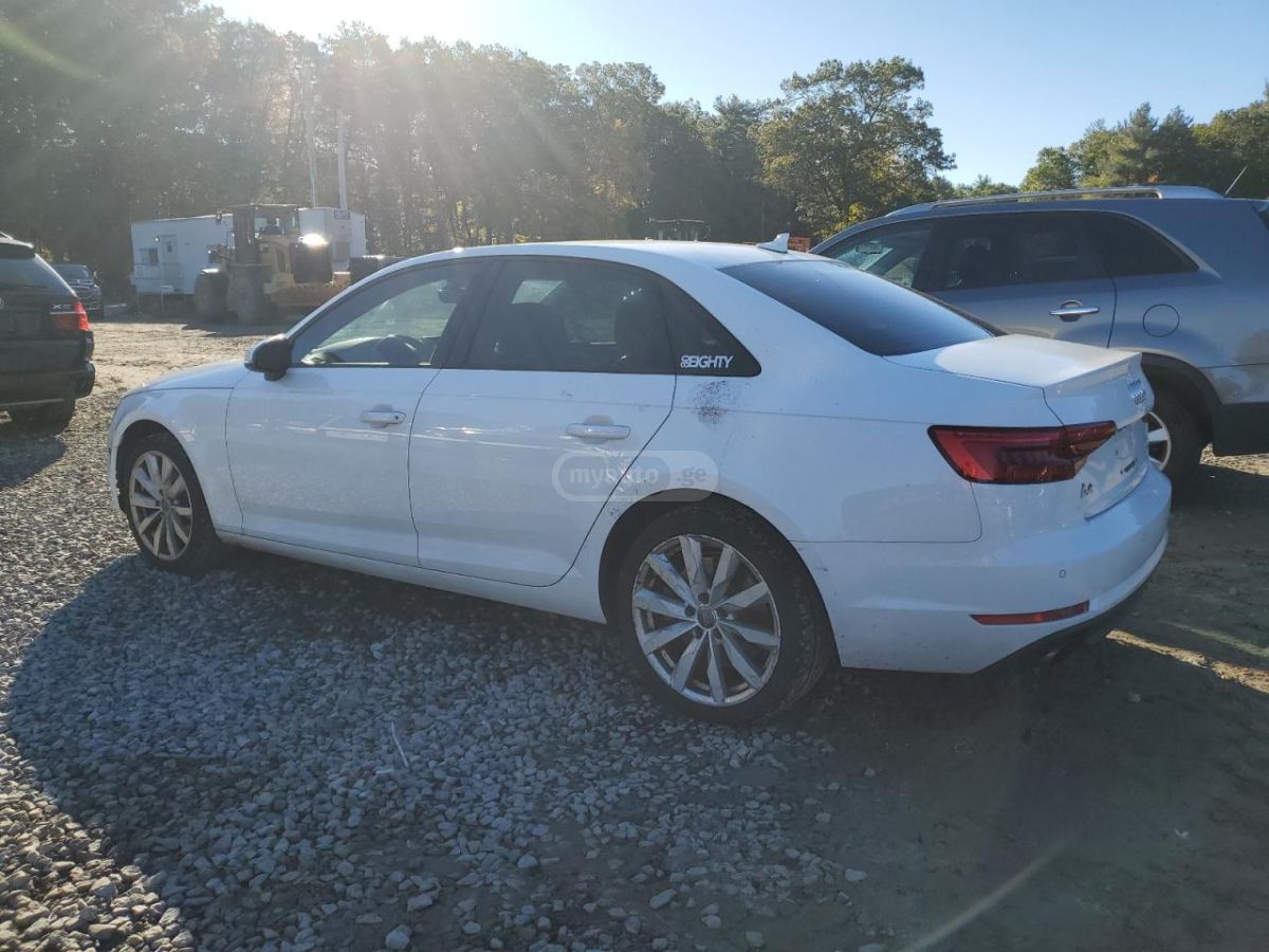 Audi A4 2017 — photo 2