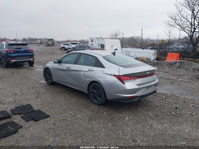 Hyundai Elantra 2021 — photo 2