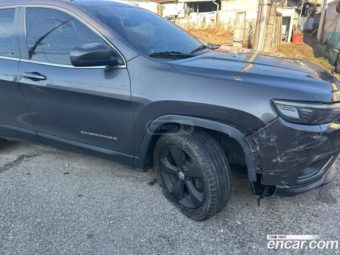 Jeep Cherokee 2020 — photo 2