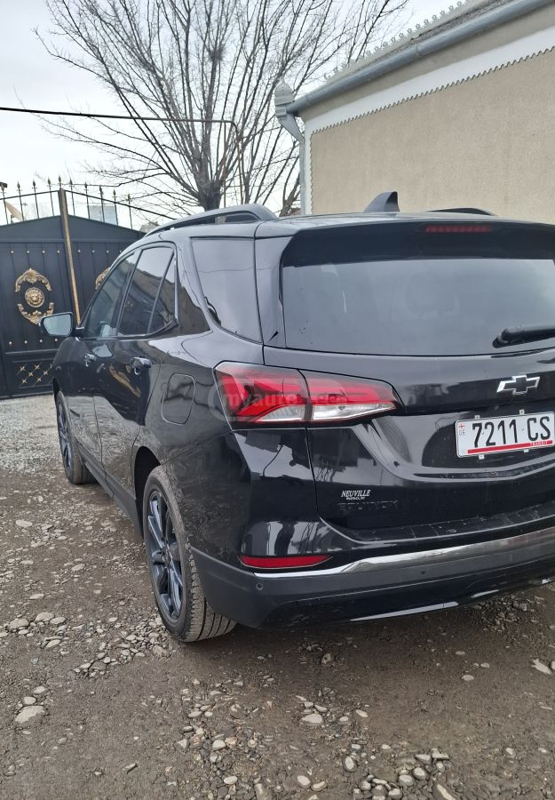 Chevrolet Equinox 2022 — photo 2