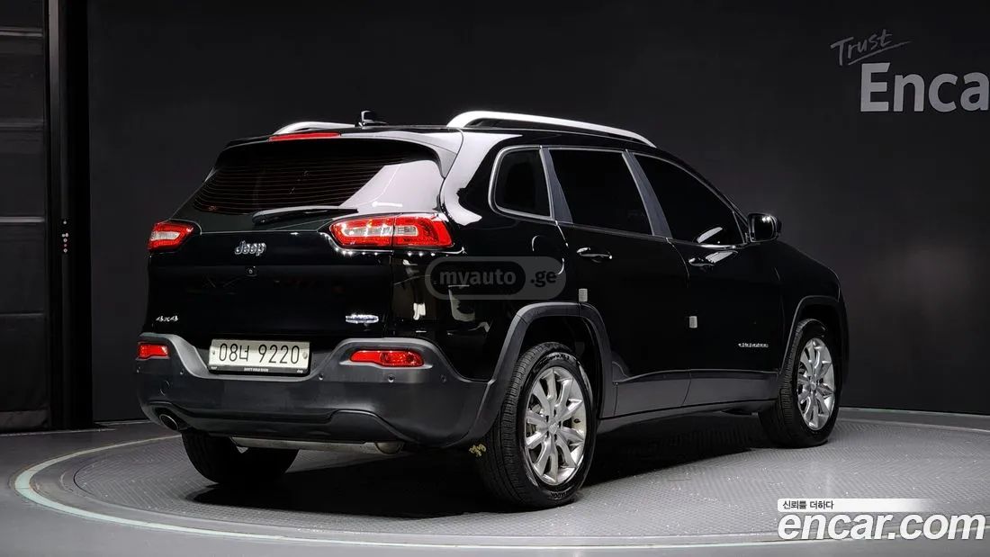 Jeep Cherokee 2018 — photo 2