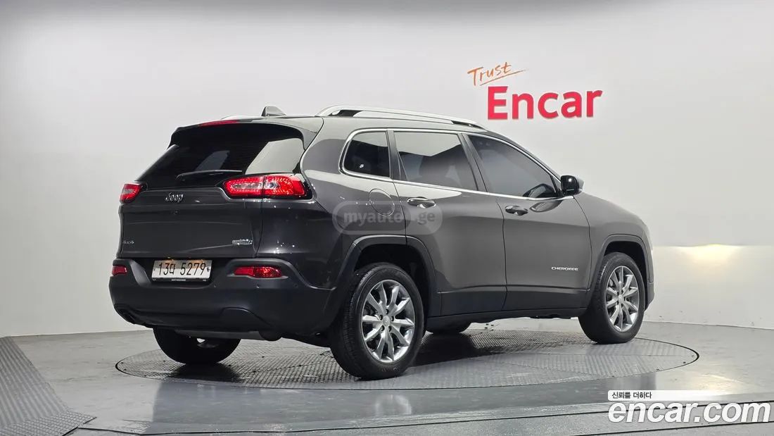 Jeep Cherokee 2018 — photo 2