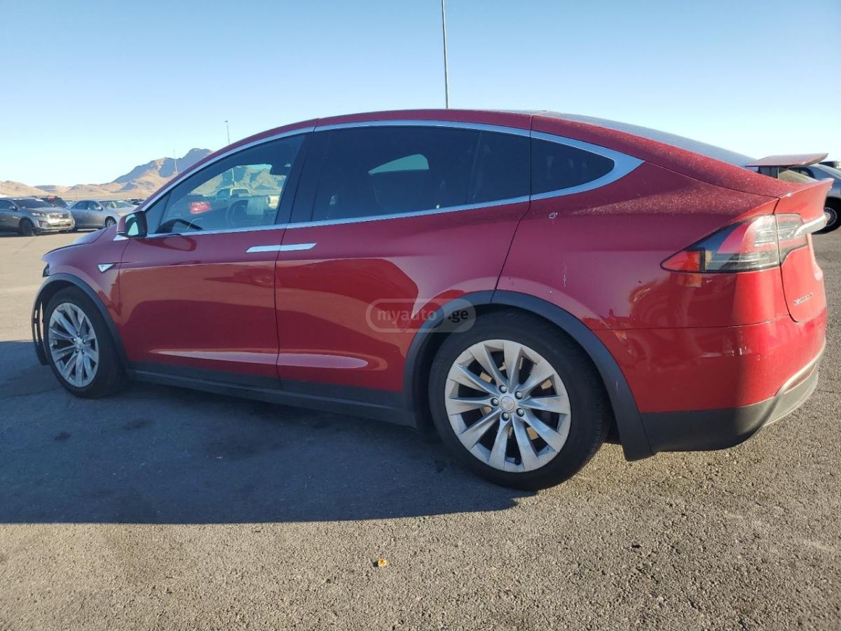 Tesla Model X 2016 — photo 2