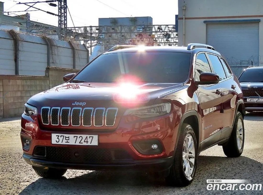 Jeep Cherokee 2019 — photo 2