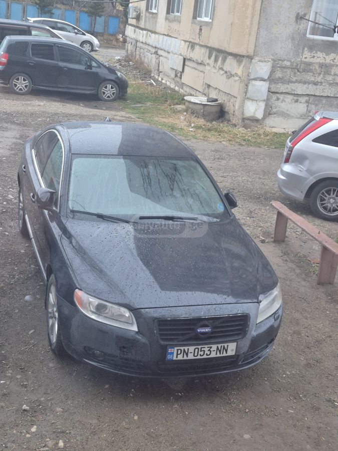 Volvo S80 2011 — photo 2