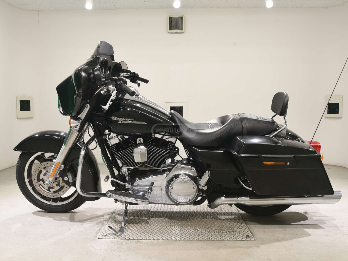 Harley-Davidson Street Glide 2009 — photo 2