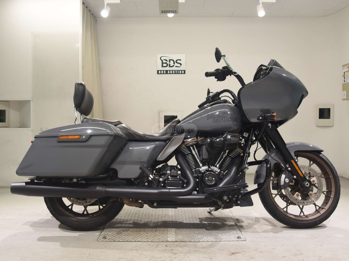 GAZ Softail Deluxe 2023 — photo 2