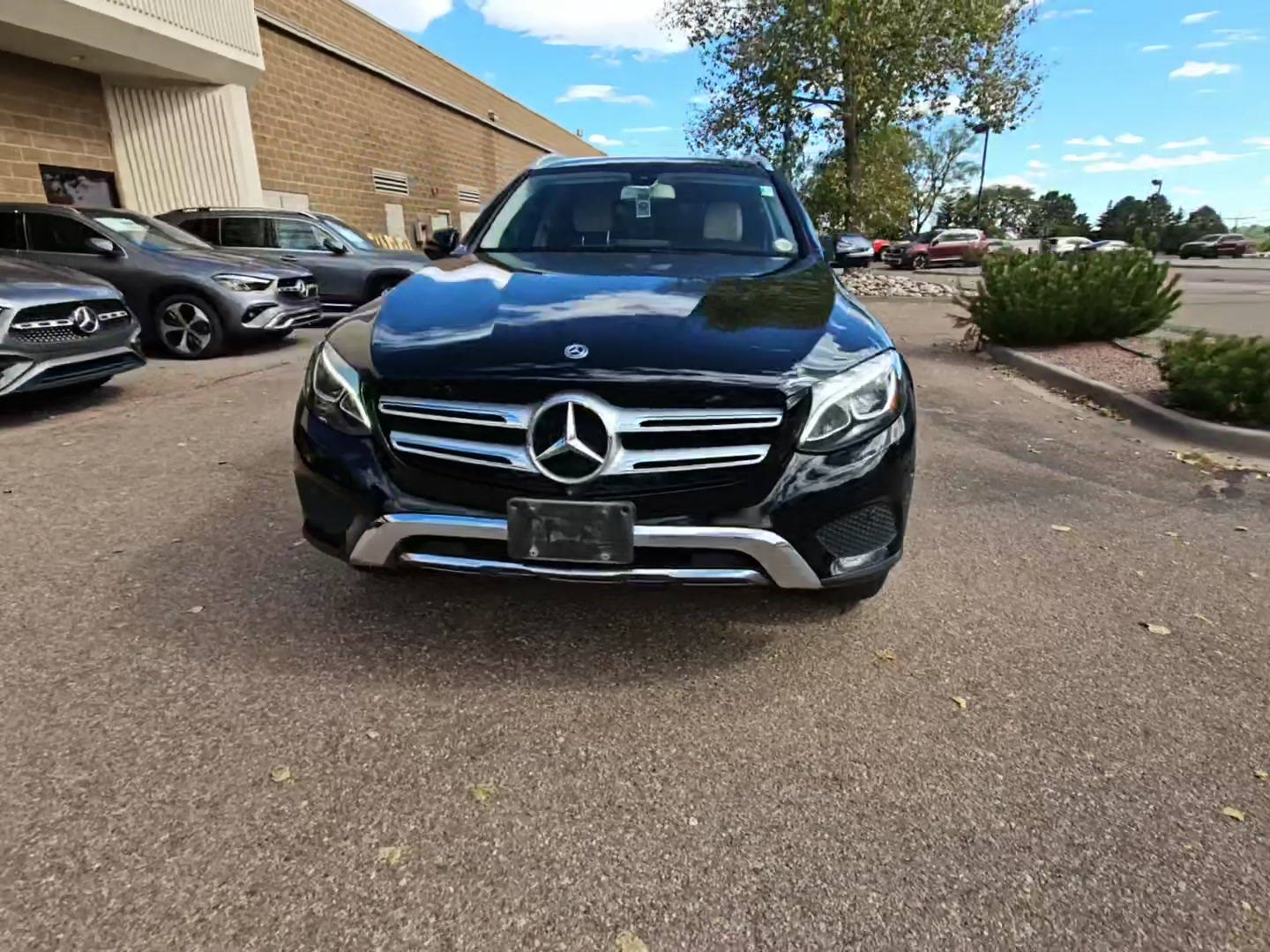 Mercedes-Benz GLC 300 2018 — photo 2