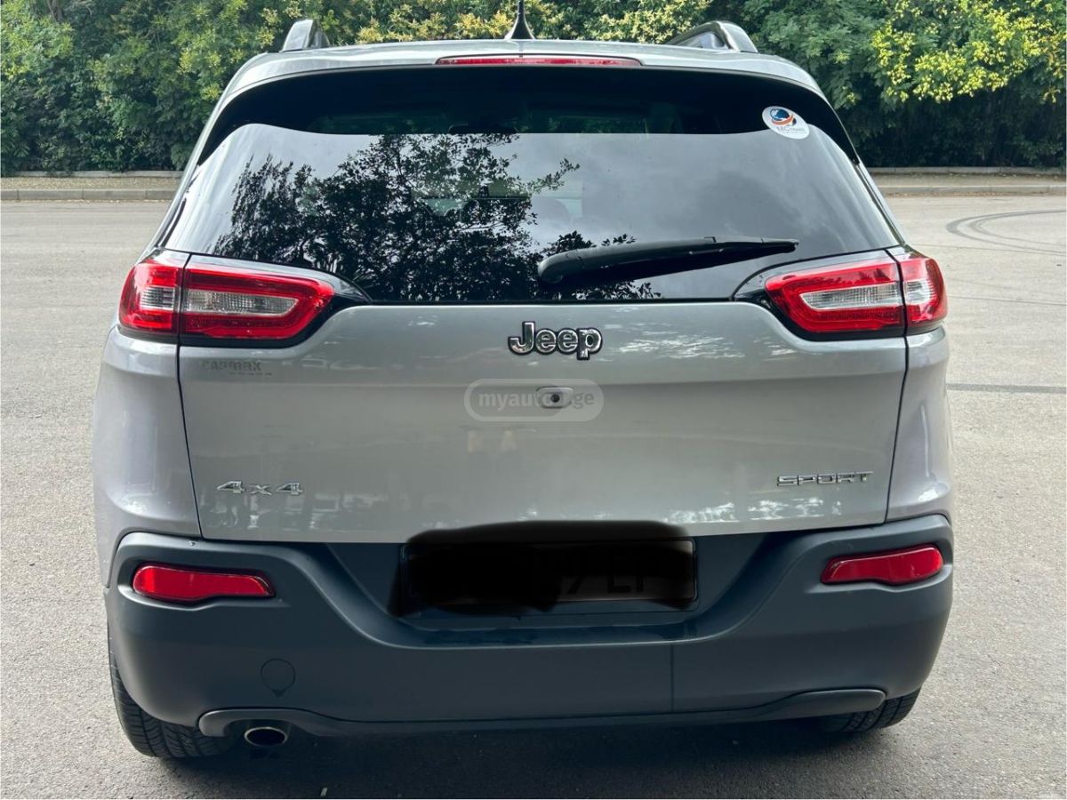 Jeep Cherokee 2017 — photo 2