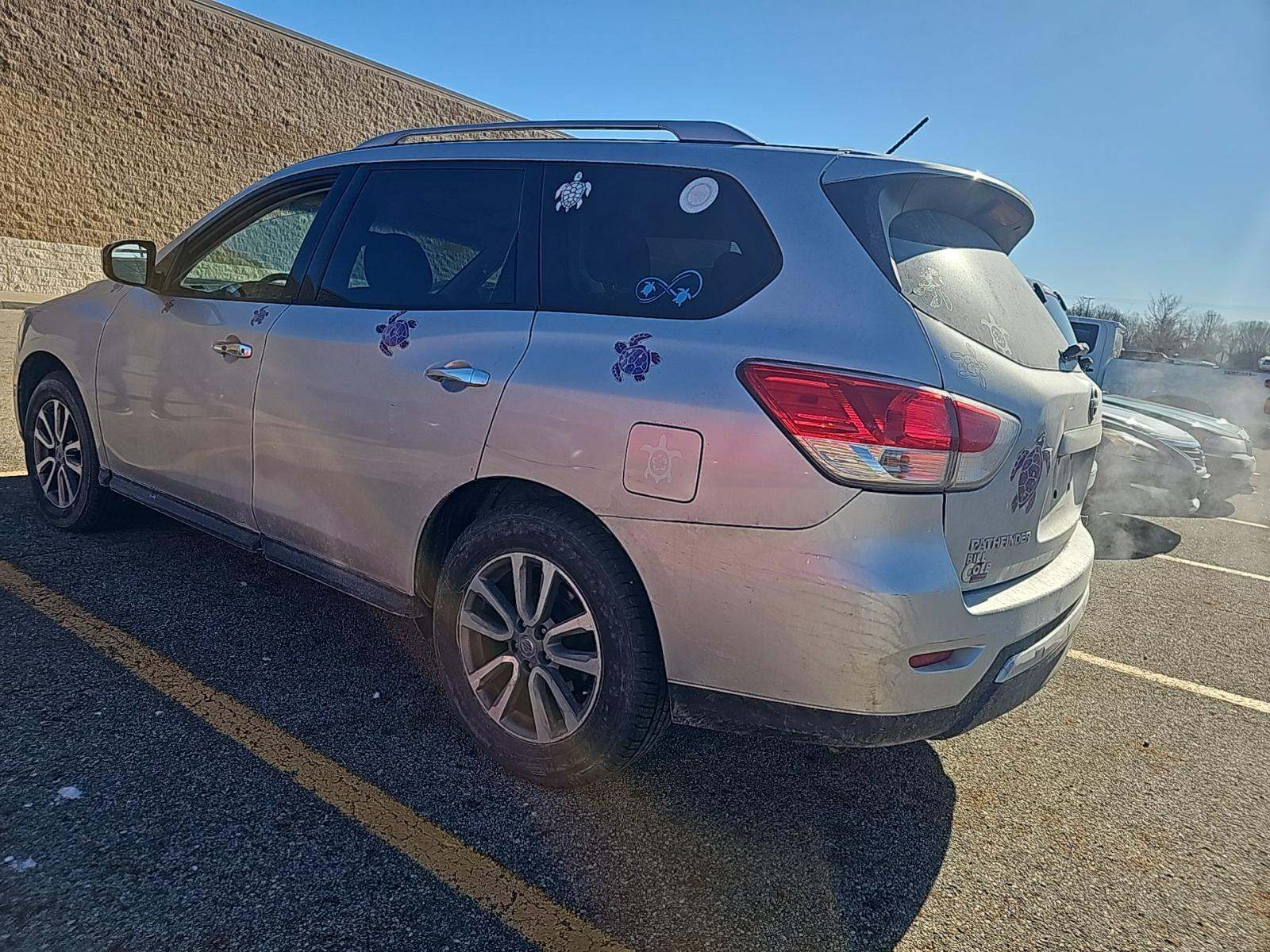 Nissan Pathfinder 2016 — photo 2