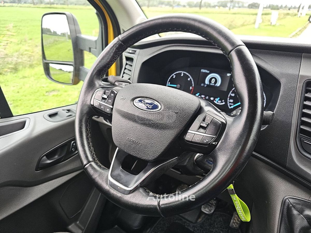 Ford Transit 2021 — photo 2