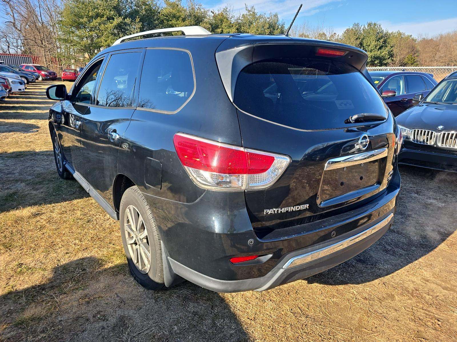 Nissan Pathfinder 2014 — photo 2