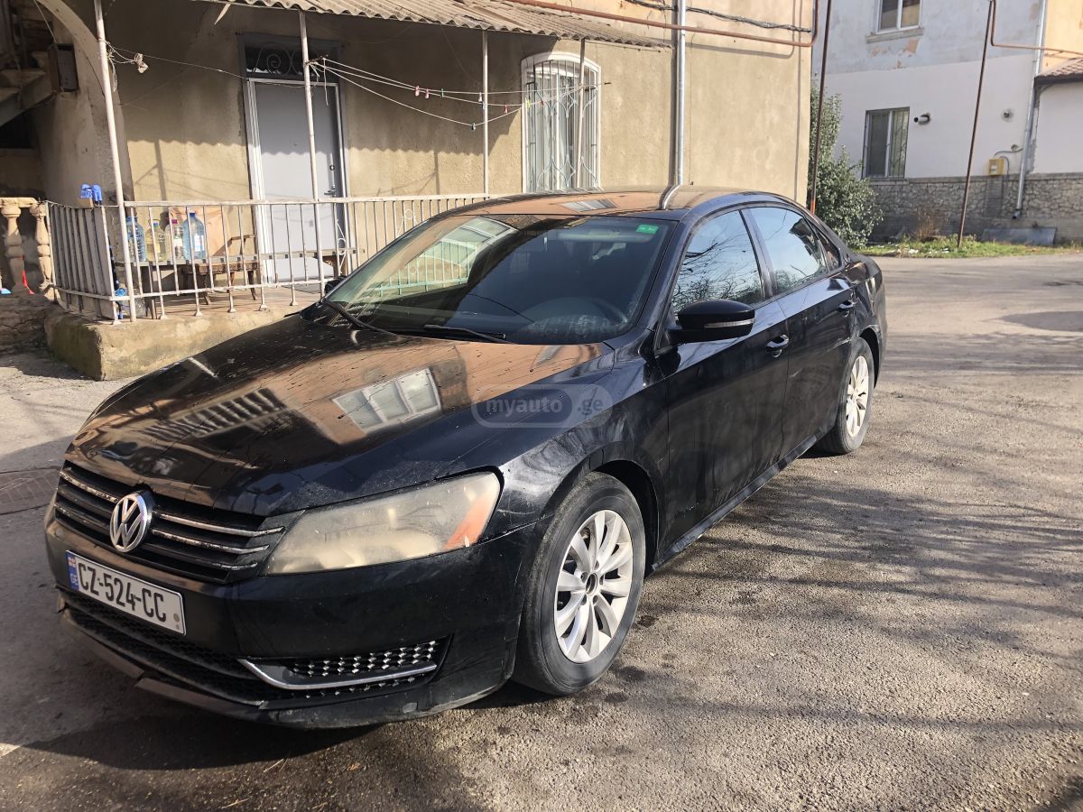 Volkswagen Passat 2013 — photo 2