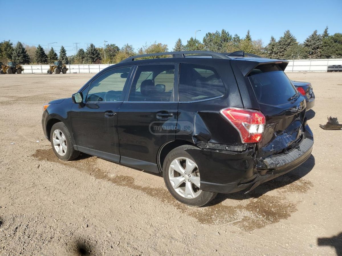 Subaru Forester 2017 — photo 2