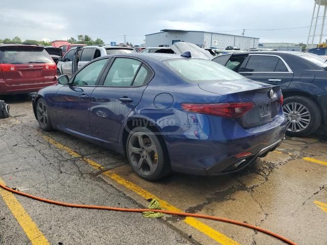 Alfa Romeo Giulia 2019 — photo 2