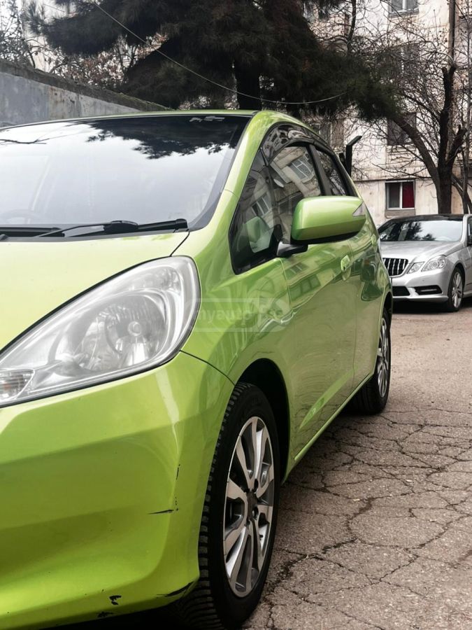 Honda Fit 2011 — photo 2