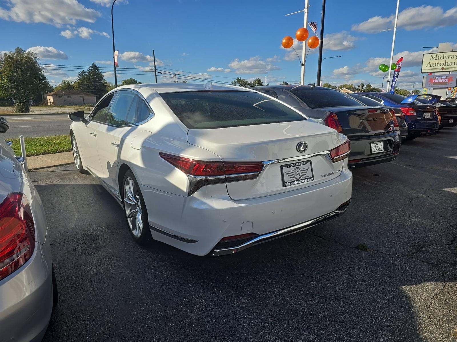 Lexus LS 500 h 2020 — photo 2