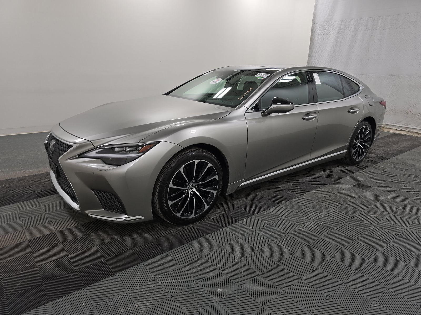 Lexus LS 500