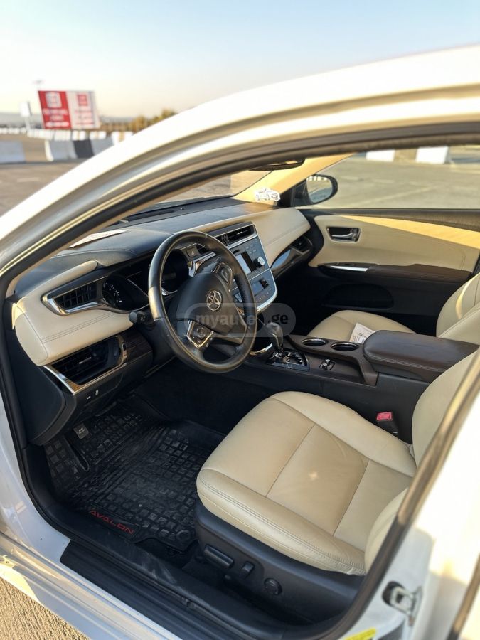 Toyota Avalon