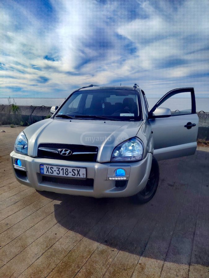 Hyundai Tucson 2008 — photo 2