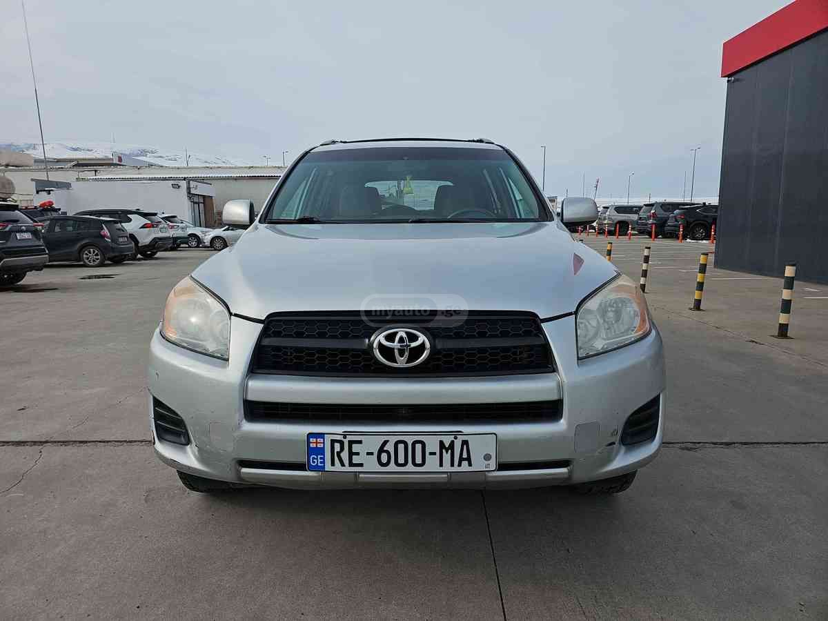 Toyota RAV4 2012 — photo 2