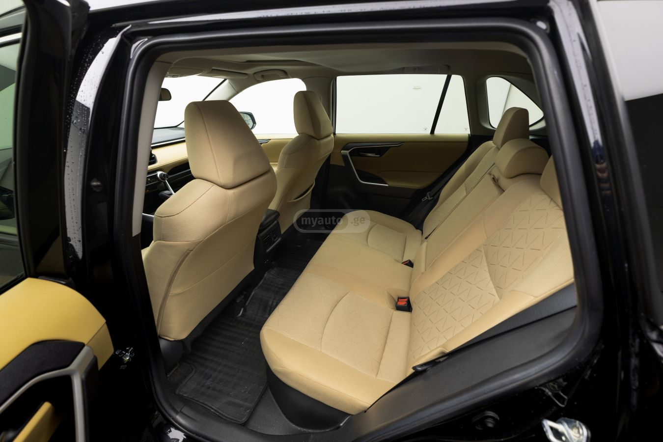 Toyota RAV 4 2022 — photo 2