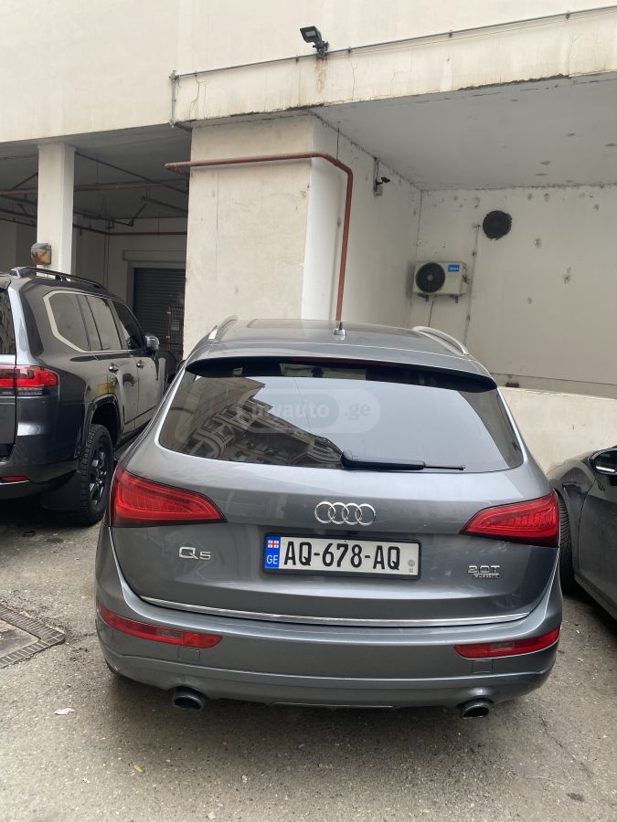 Audi Q5 2015 — photo 2
