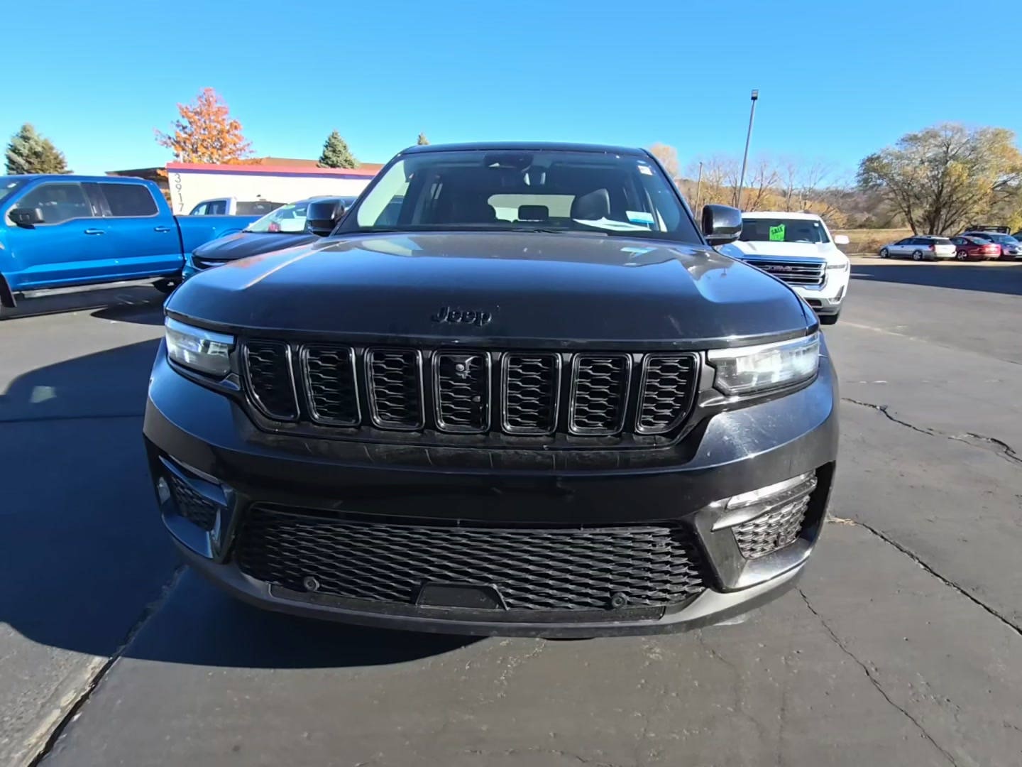 Jeep Grand Cherokee 2023 — photo 2