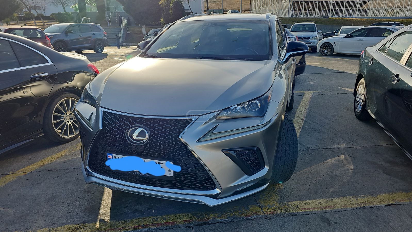 Lexus NX 200 2017 — photo 2