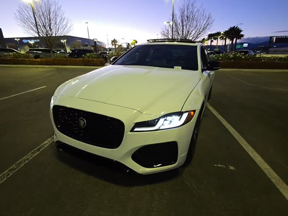 Jaguar XF